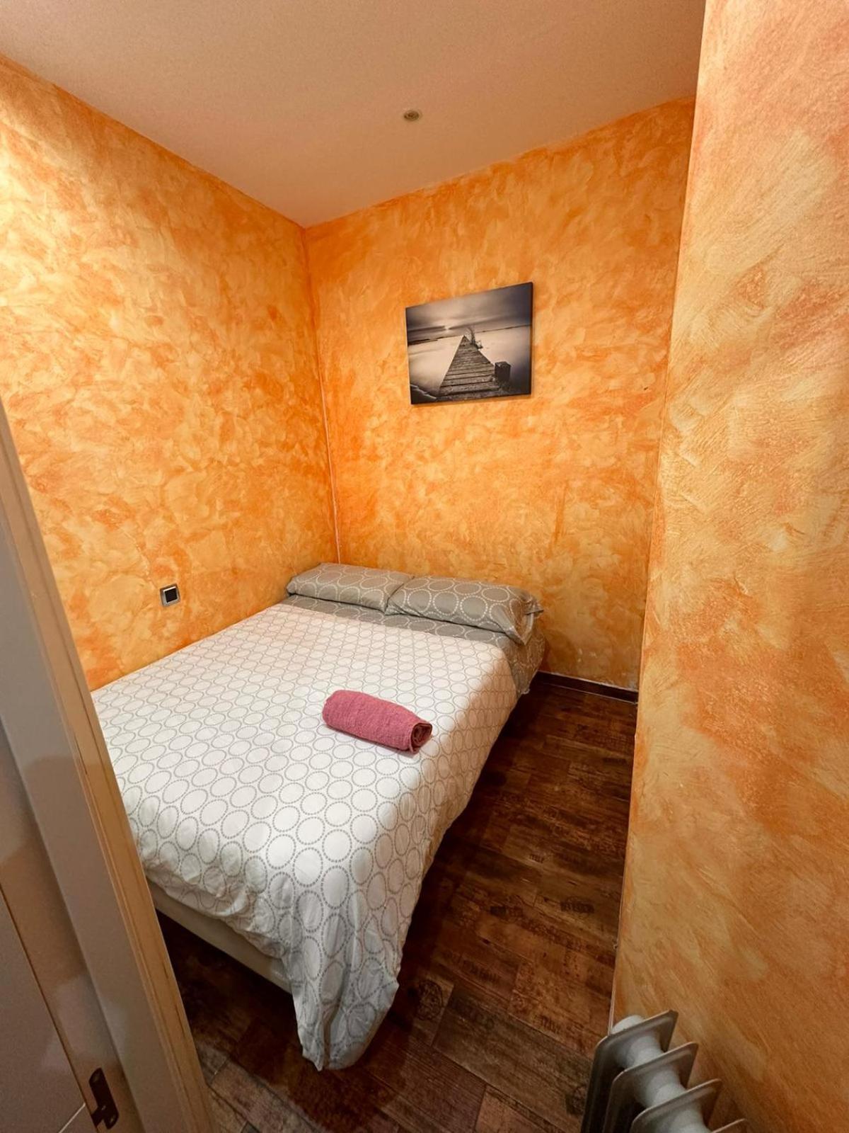 Апартаменти Casa Centrica, En Barrio Bohemio Мадрид Екстер'єр фото